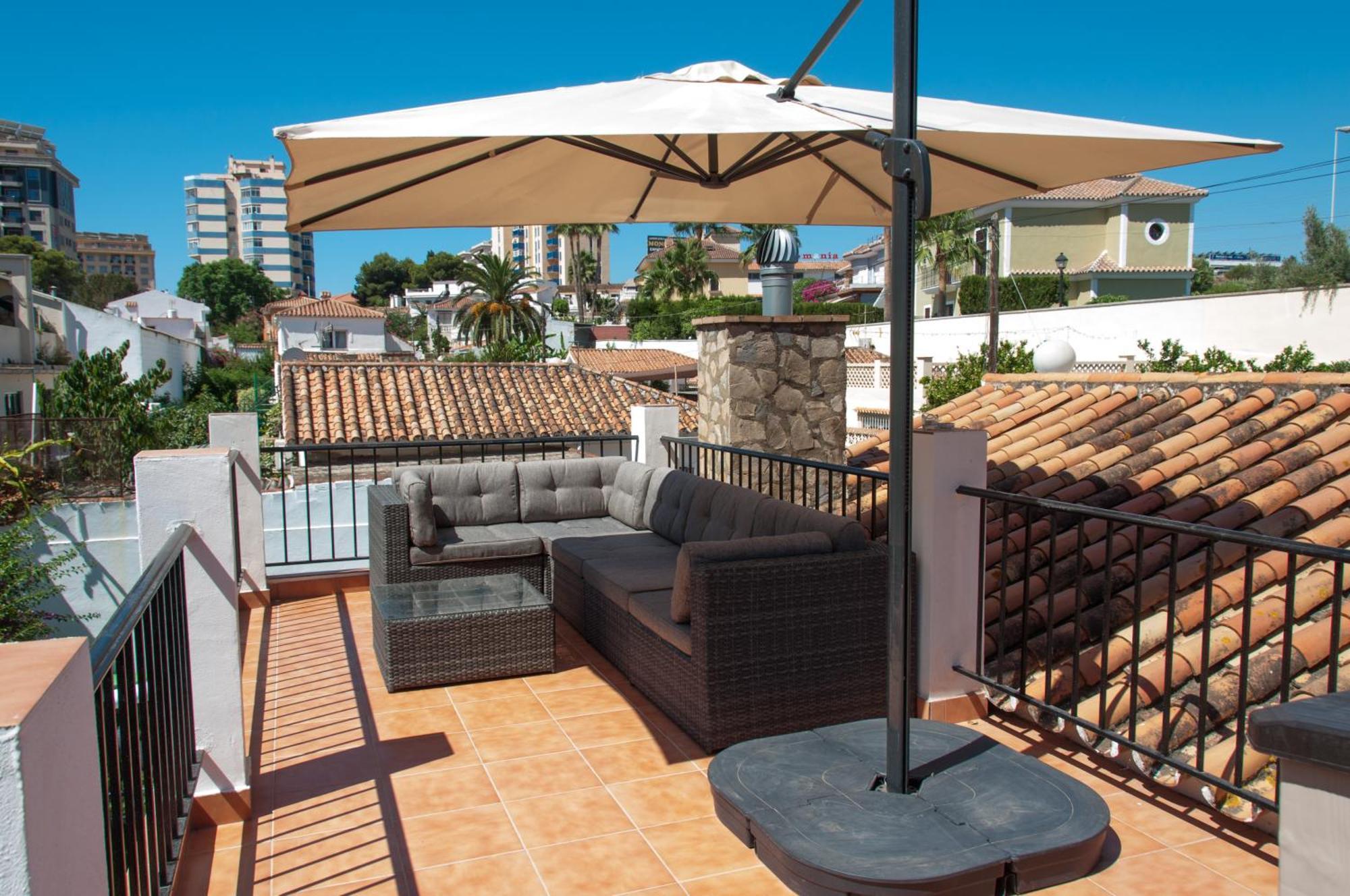 Villa Marysol Sleeps 6 Фуeнхирола Екстериор снимка