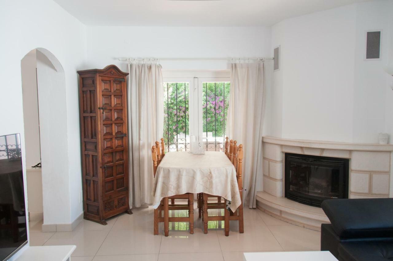 Villa Marysol Sleeps 6 Фуeнхирола Екстериор снимка
